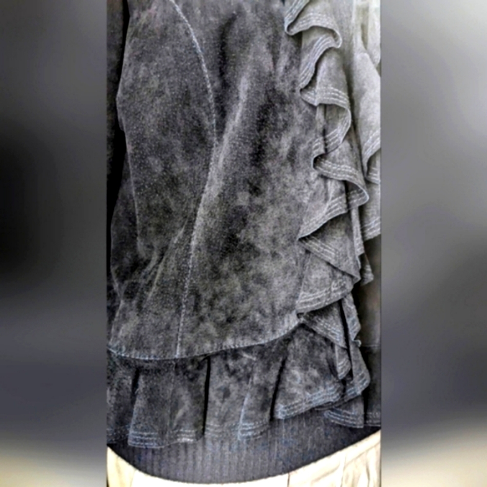 Black Suede Ruffled Jacket: Live a Little Large - Picture 4 of 5